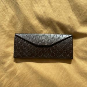 Authentic GUCCI glasses/sunglasses case